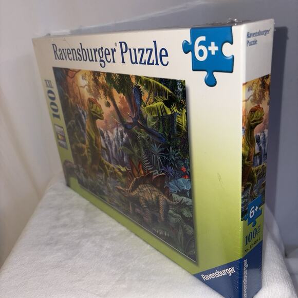 Ravensburger Dinosaur Oasis Puzzle Game 100-Pieces - Picture 4 of 5